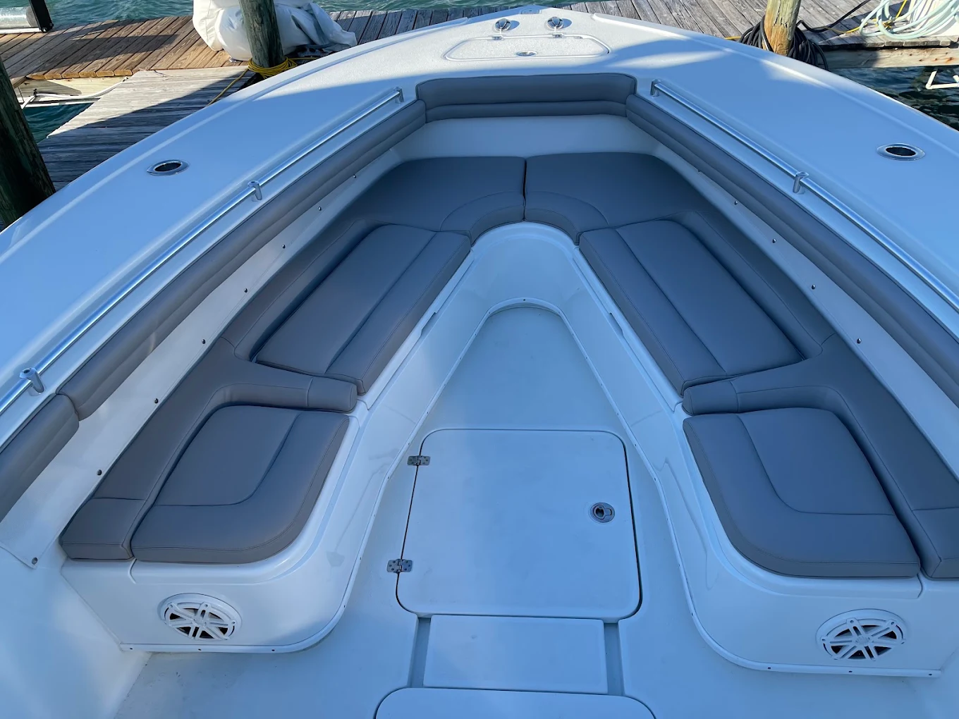 Gray bow cushions on a center console