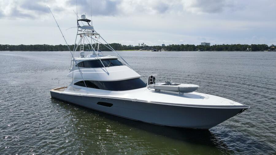 Pristine yacht on calm ocean water in South Florida