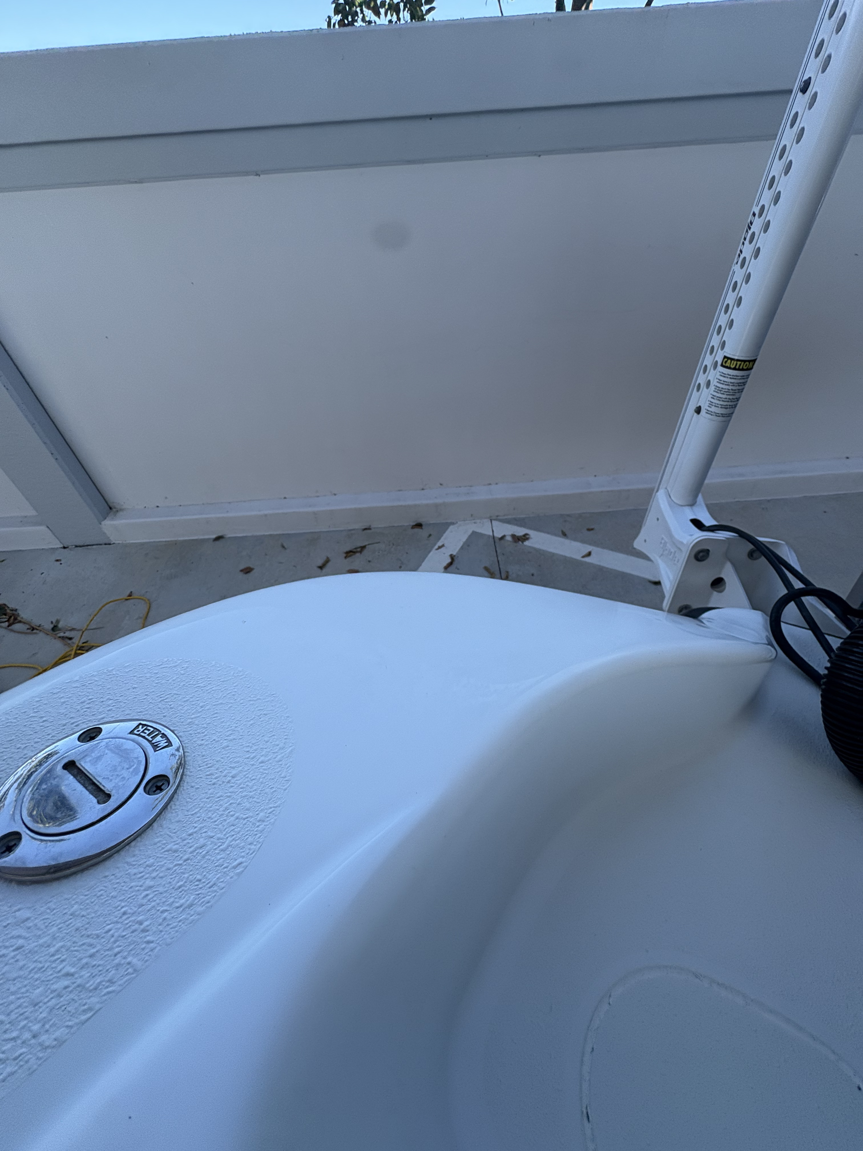 Foredeck polish & gloss restoration before detailing